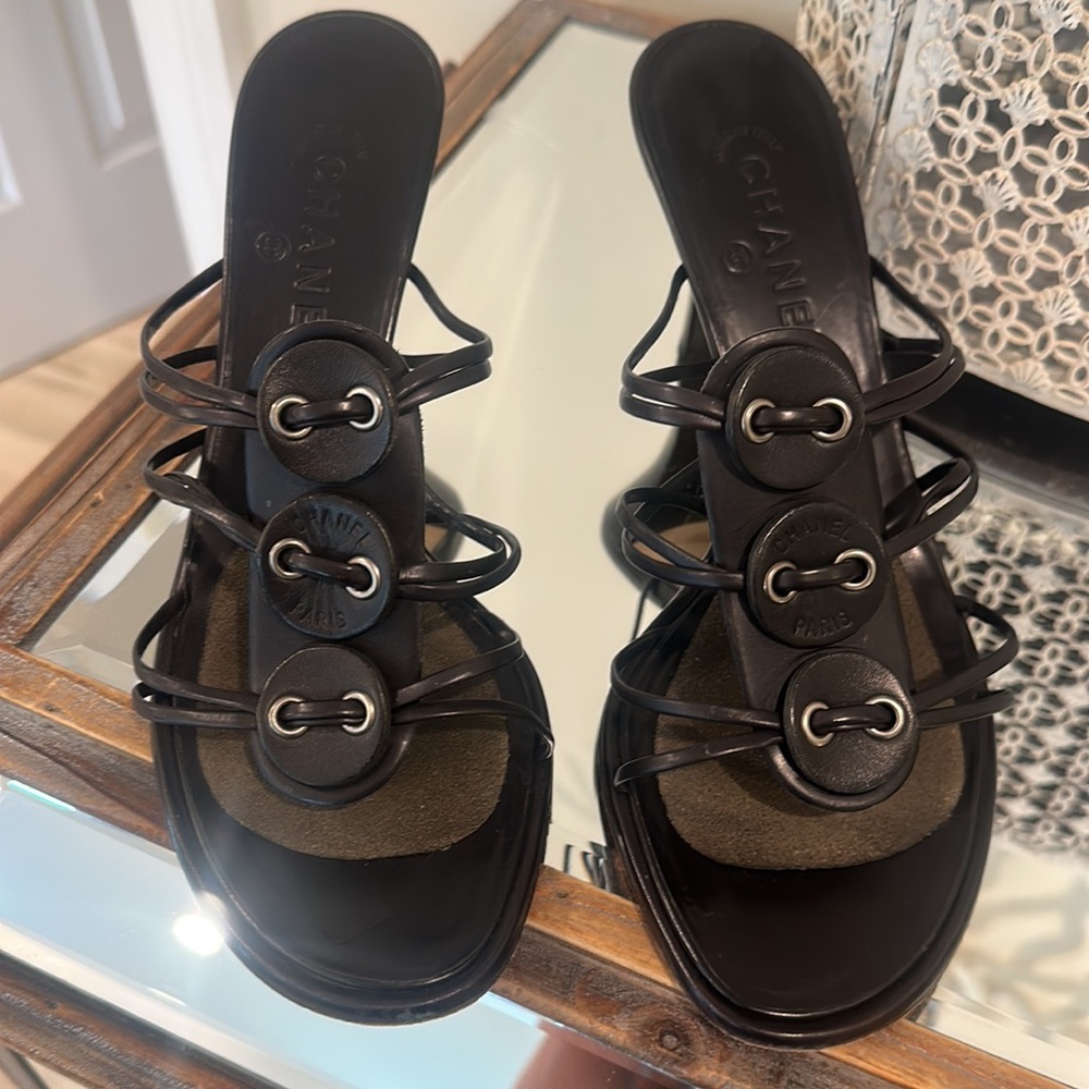 Chanel sandals - Picture 3 of 12